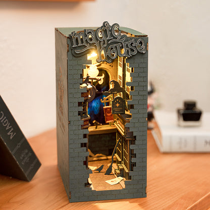 RoLife: Magic House